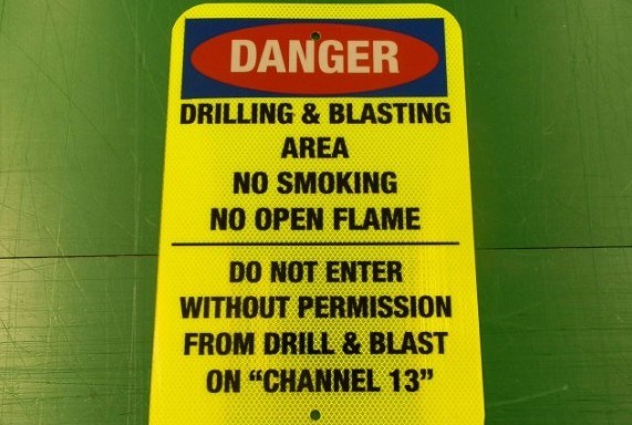 construction safety signs for Doral FL